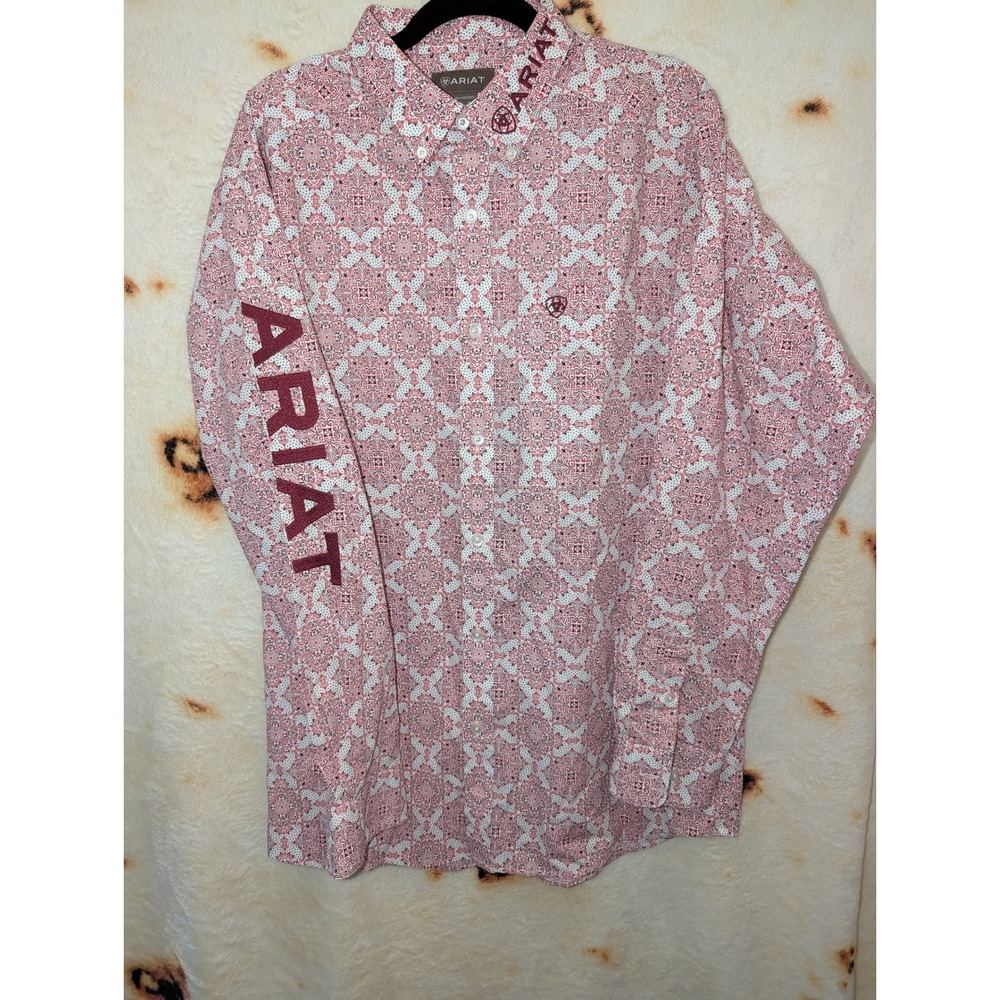 Ariat Mens Red White Medallion Print Logo Sleeve Western Button Down Shirt M